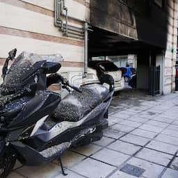 Επιθέσεις σε διαμερίσματα πολιτικών στη Θεσσαλονίκη: ένας νεκρός και πέντε τραυματίες