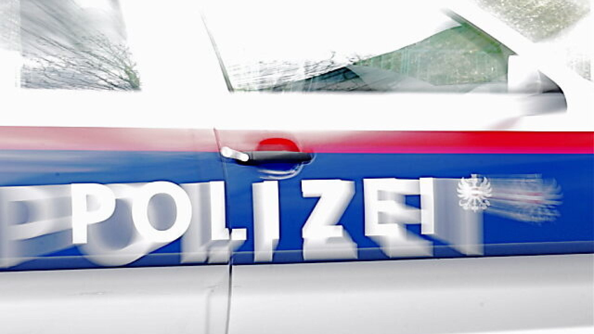 22-Jähriger attackiert Rettungskräfte und Polizei in Niederösterreich