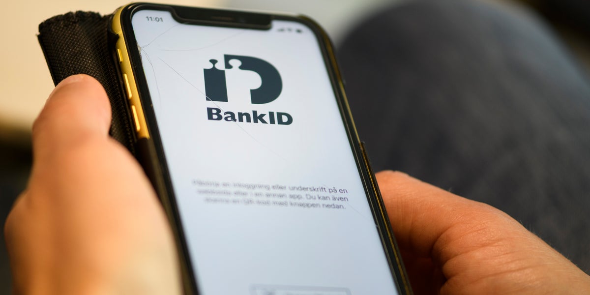 Bedragare försökte lura äldre par på 275 000 kronor i Trosa
