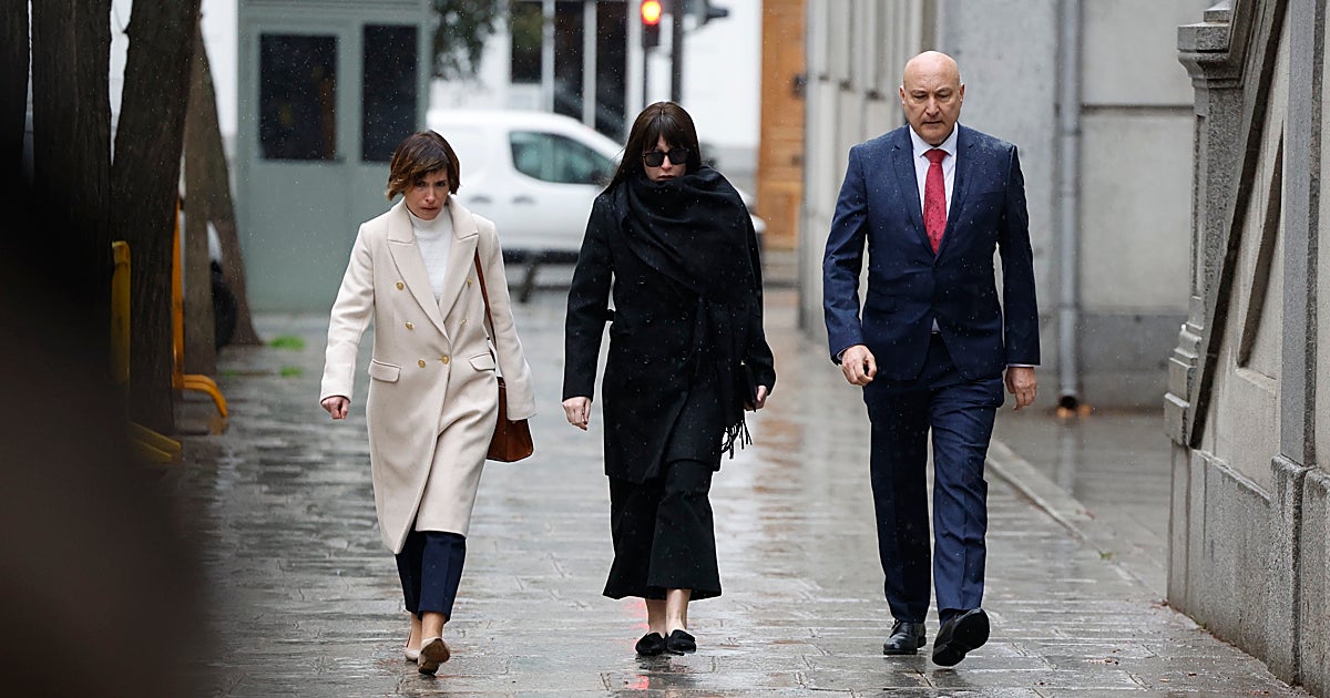 Tres nuevos imputados en el 'caso Koldo': la expareja de Ábalos, el hermano del exasesor y un exalto cargo de Adif