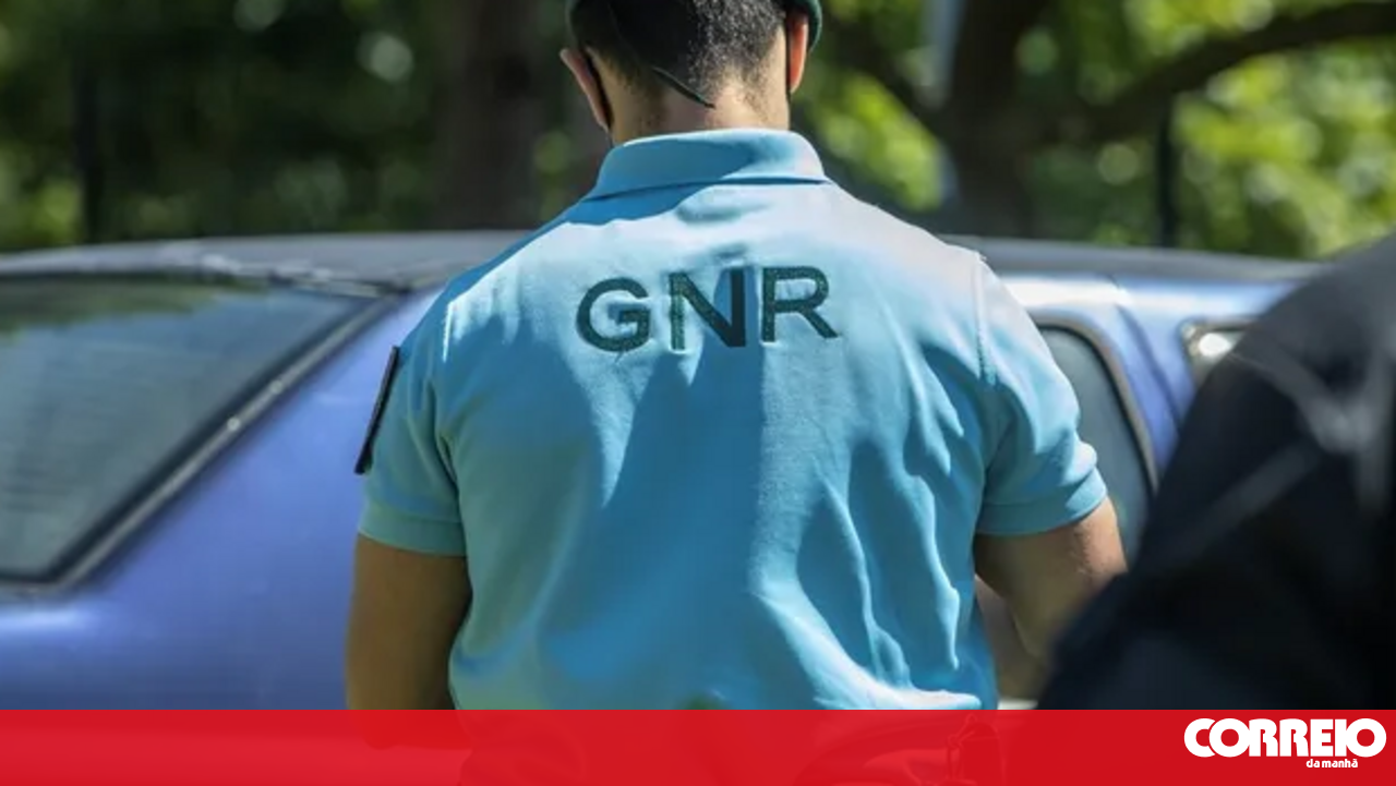 GNR detém homem de 51 anos em flagrante durante assalto a anexo em Torres Vedras