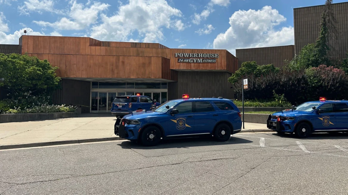 Shooting at Michigan shopping mall leaves two dead, one injured
