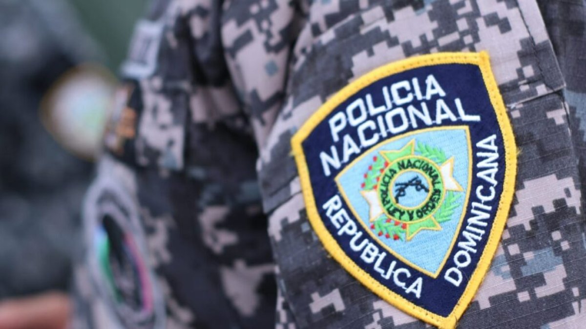 Policía entrega a fiscalía agente implicado en deceso de adolescente en Herrera