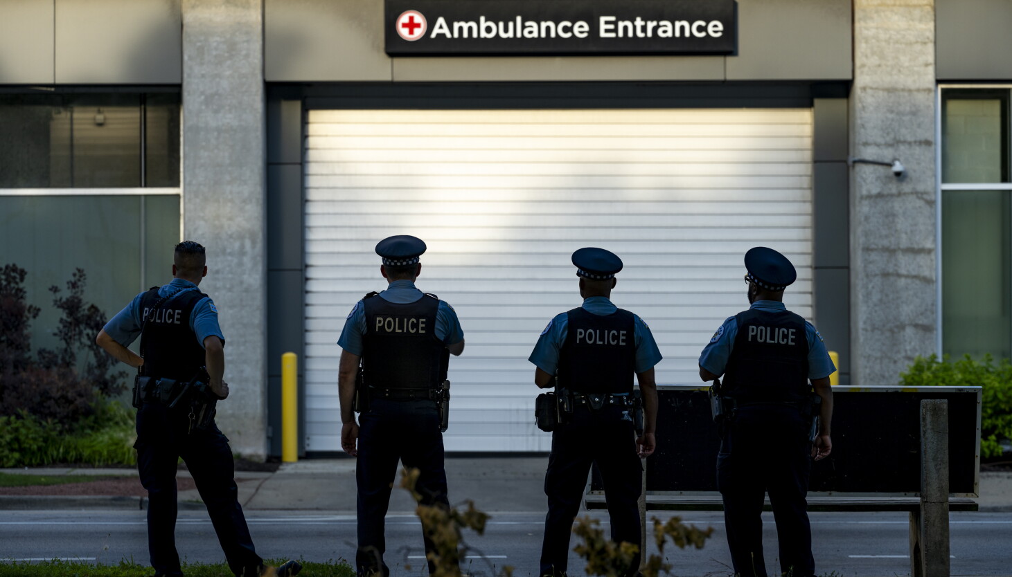 Chicago Officers and Suspect Hospitalized After South Shore Gunfight