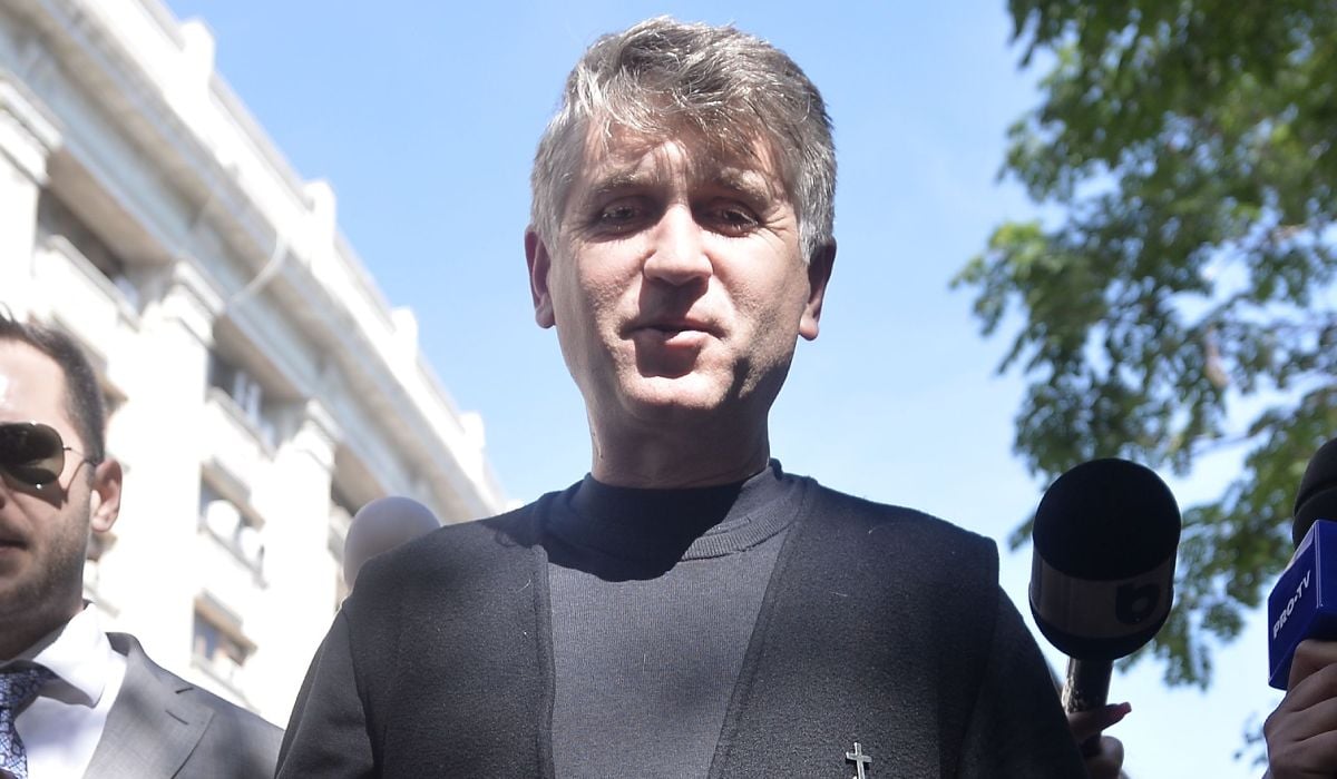 Fost preot și cântăreț, judecat pentru comercializare de substanțe periculoase