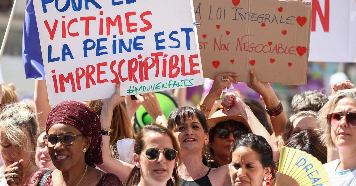Des dizaines de milliers de manifestants en France après le viol et le meurtre d'une fillette de 11 ans